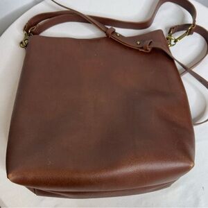 Madewell Transport Bucket Chestnut Leather Shoulder Bag